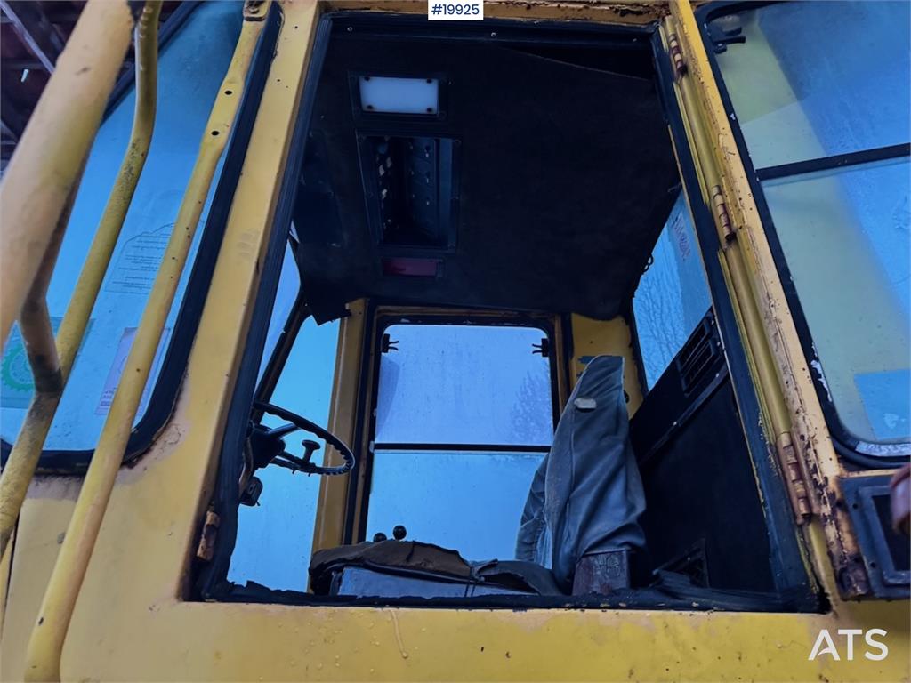 Clark 75B Wheel Loader w/ Bucket. 1979 19925 75B Wheel Loader w/ Bucket. 1979 1 Wheel Loaders image 11