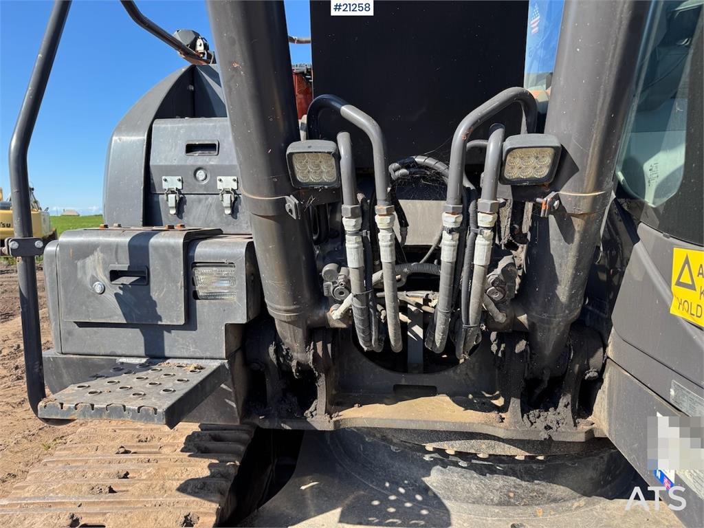 Hitachi ZX 190 LC-6 with Engcon rototilt og graveskuffe. 2018 21258 ZX 190 LC-6 with Engcon rototilt og graveskuffe. 2018 ...