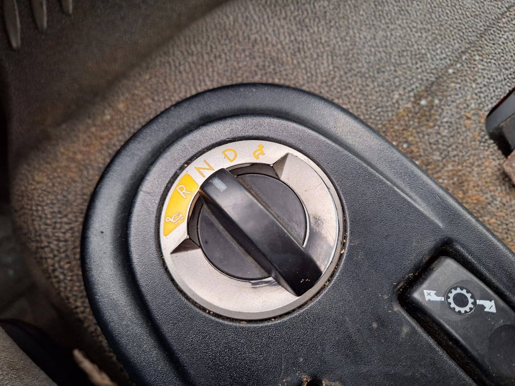 Loading truck DAF LF45-220 Diesel 2009 2009 DAF LF45-220 2009 1 image 9