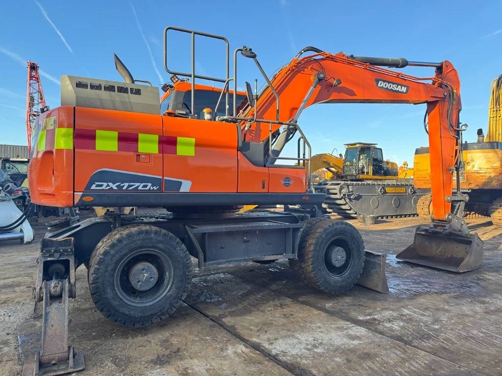 Heavy machinery product image - Image 6 of 15