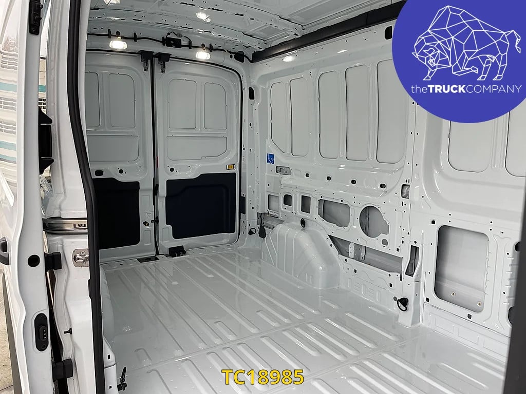 Ford Transit 130.35 L3h2 - NEW - 40Km 2025 TC18985 Transit 130.35 L3h2 - NEW - 40Km 2025 0 image 11