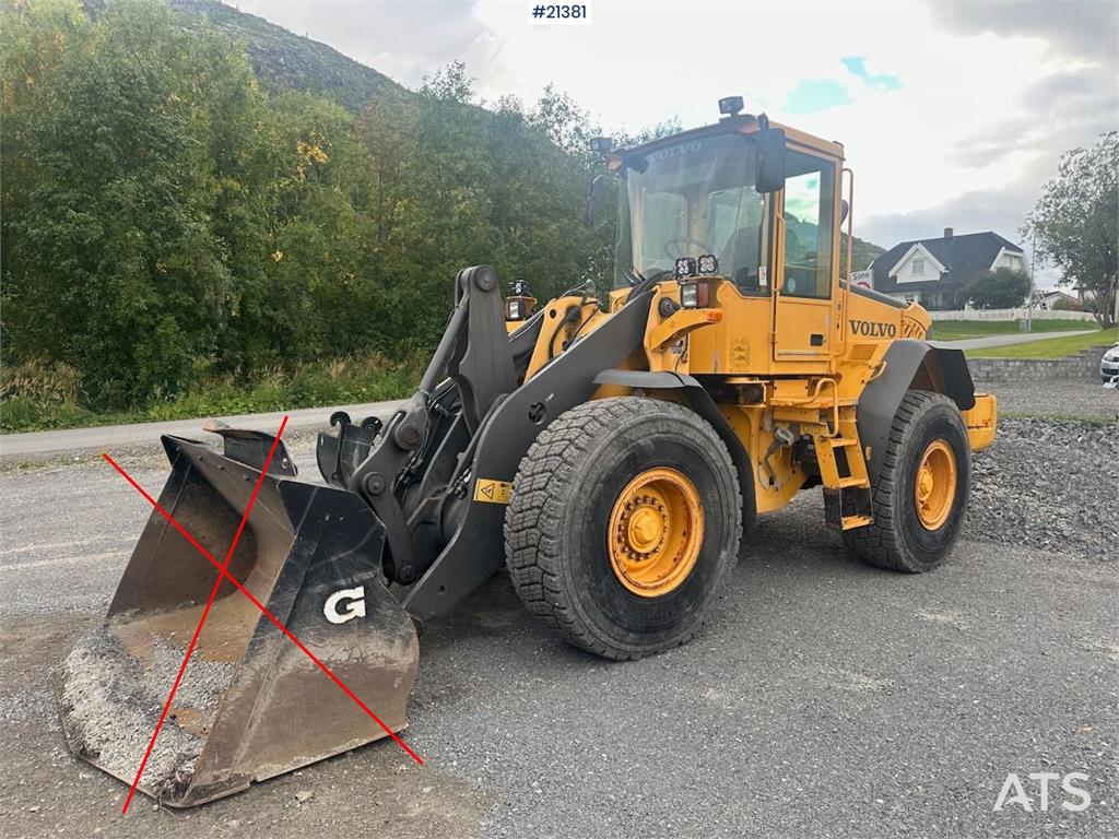 Volvo L90E wheel loader. WATCH VIDEO. 2006 21381 L90E wheel loader. WATCH VIDEO. 2006 1 Wheel Loaders image 2