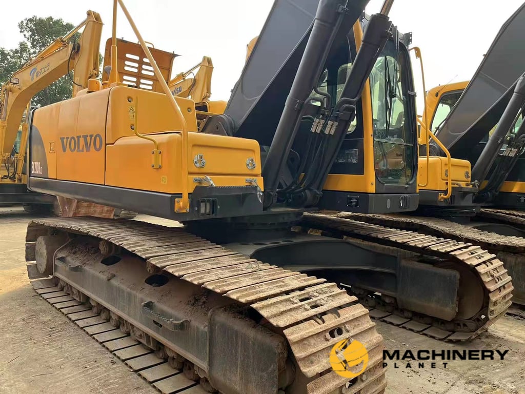 VOLVO EC210BLC 21TONS CRAWLER EXCAVATOR GOOD PRICE EC210BLC 2018 1 Crawler Excavators image 3