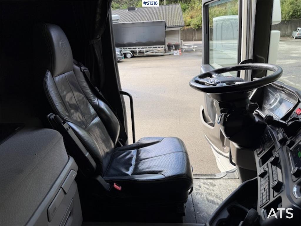 Scania R520 w/ refrigerator/freezer unit in unknown condi 2018 21316 R520 w/ refrigerator/freezer unit in unknown condi 20...