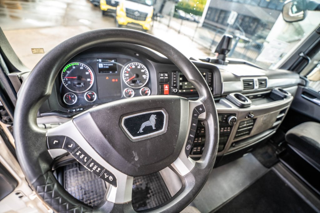 MAN TGX 18.470 XLX BLS+HYDR. 2019 E64761 TGX 18.470 XLX BLS+HYDR. 2019 1 image 11