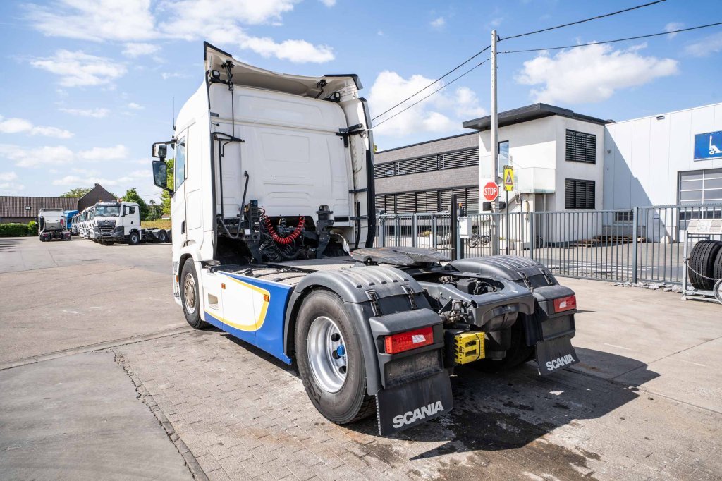 SCANIA R450 + KIPHYDR. 2017 E64012 R450 + KIPHYDR. 2017 1 image 3