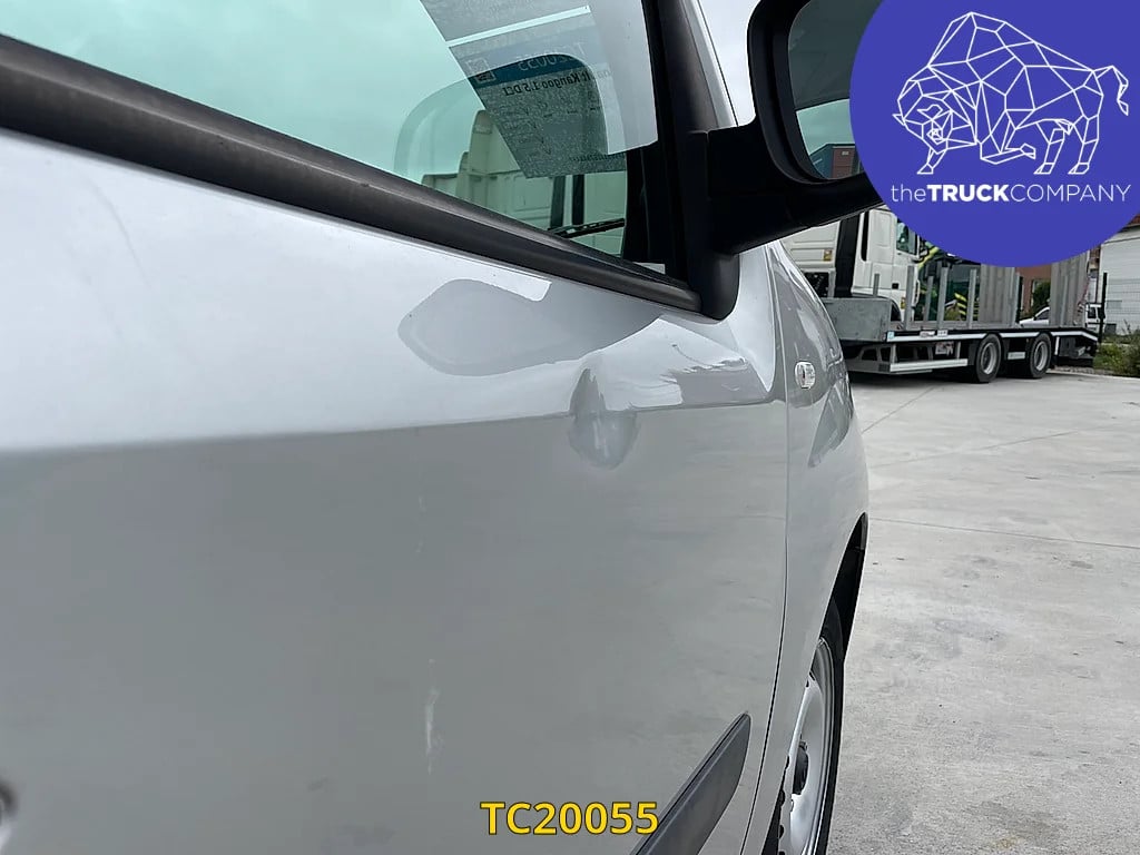 Renault Kangoo 1.5 DCI 2017 TC20055 Renault Kangoo 1.5 DCI 2017 1 image 13