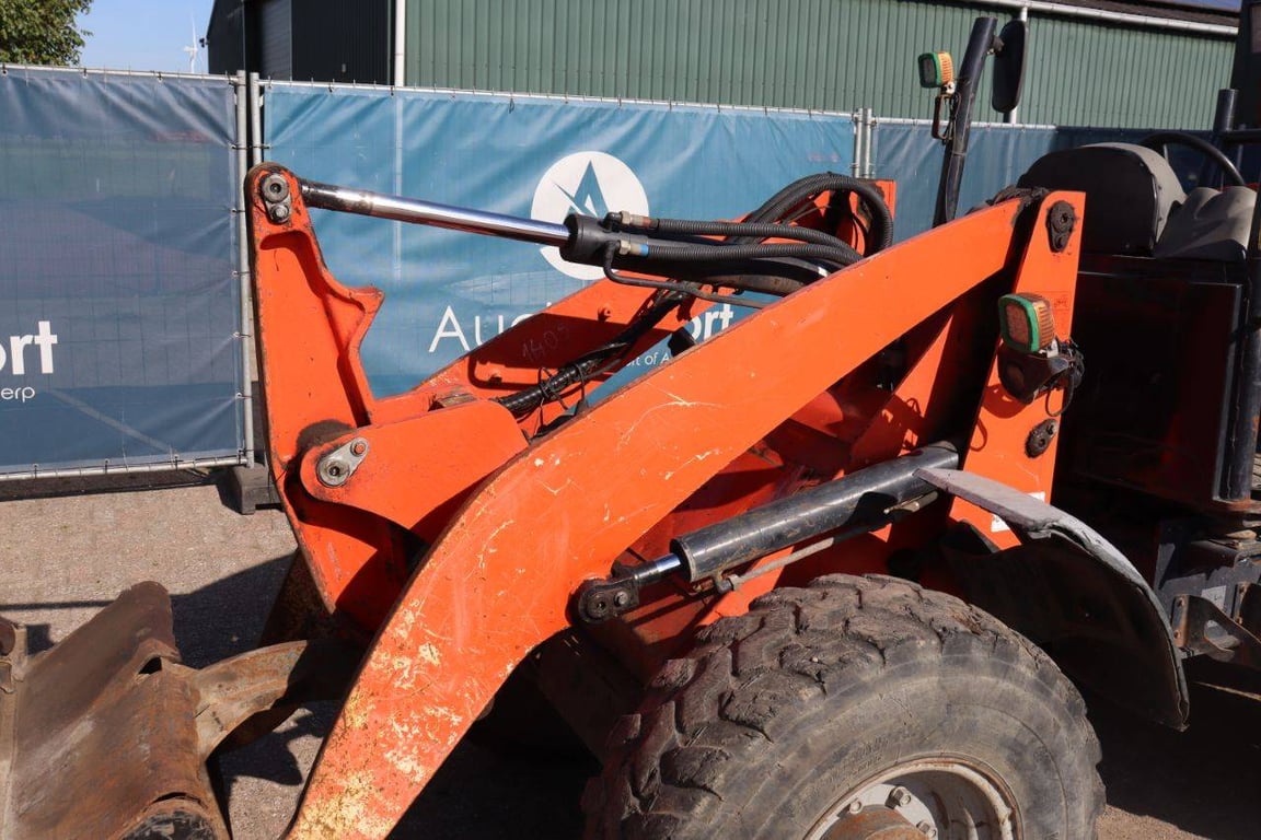 Wheel loader Kubota R065 Diesel 34kW 2016 2016 R065 2016 1 image 15