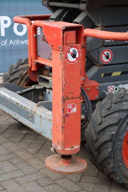 Scissor lift Skyjack SJ6832 RT Diesel 12m 2015 2015 SJ6832 RT 2015 1 Scissor Lifts image 11
