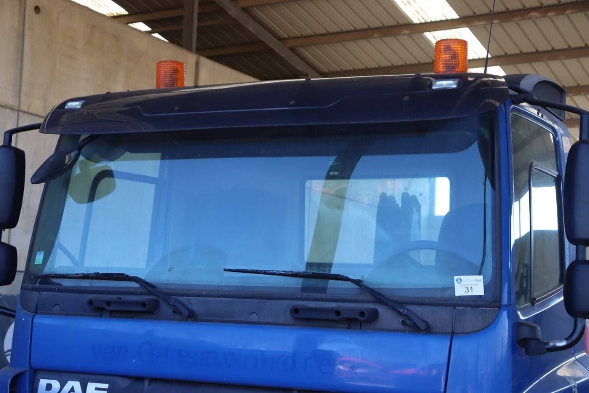 Hooklift system Truck DAF CF85.360 Diesel 2012 2012 DAF CF85.360 2012 1 image 10