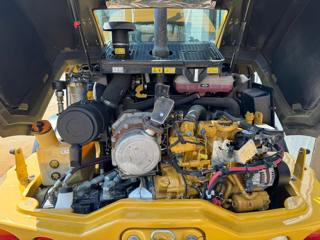 Caterpillar 908M 2022 00033444 908M 2022 1 image 9