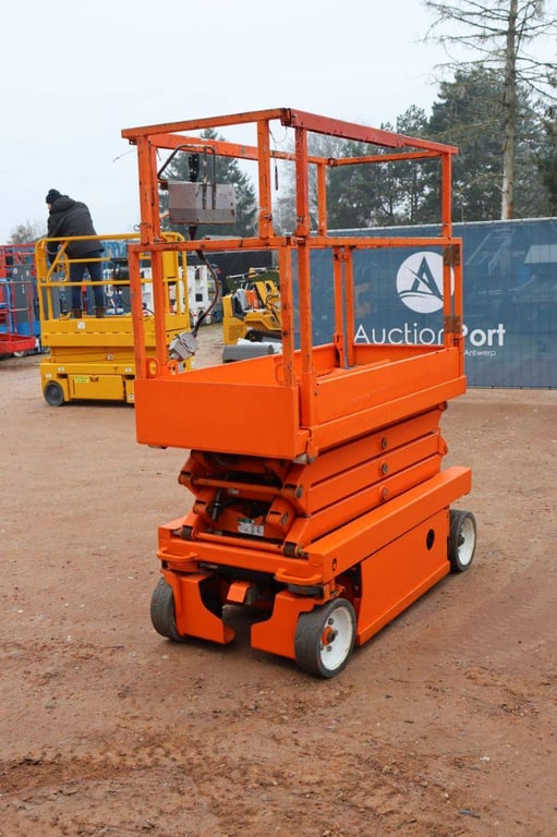 Scissor Lift Skyjack SJ3219 Electric 7.8m 2015 2015 SJ3219 2015 1 Scissor Lifts image 6