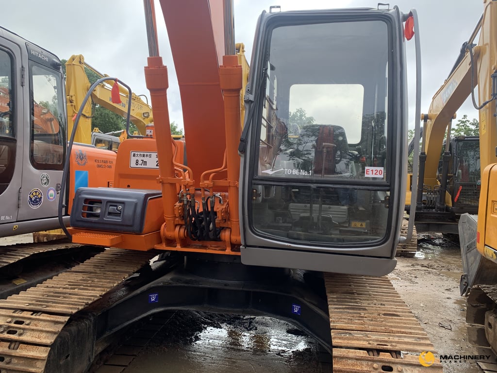 Hitachi EX120-5 Crawler Excavator GOOD CONDITION EX120-5 2018 1 Crawler Excavators image 5