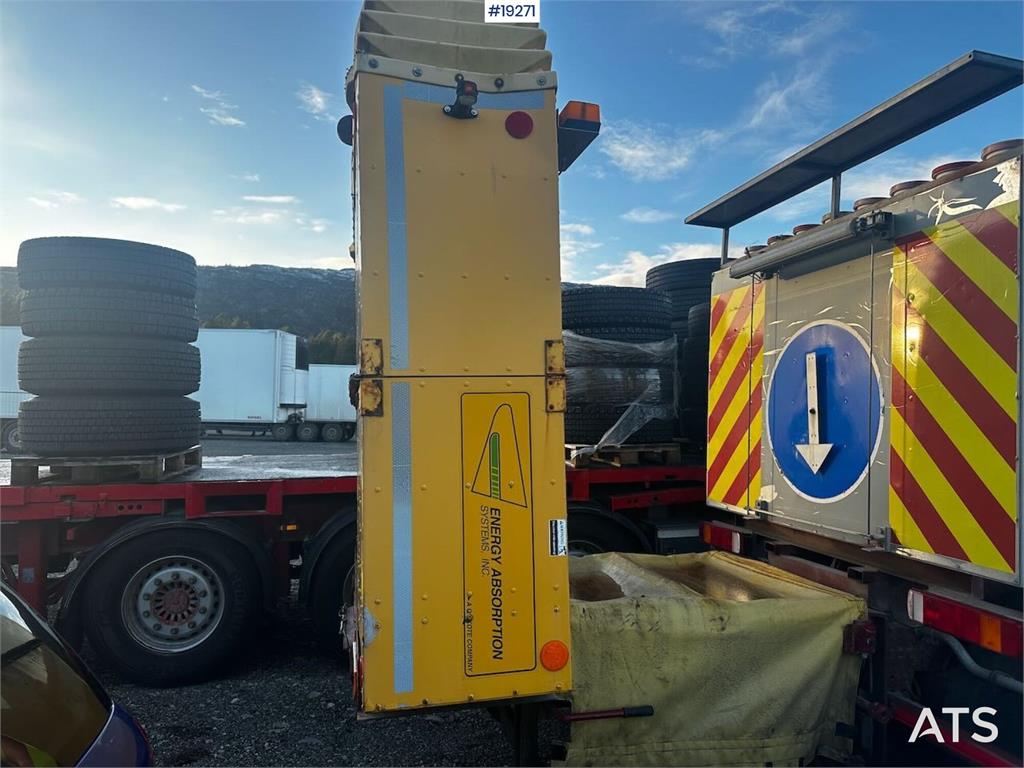 Scania P94 truck. Low km. 2003 19271 P94 truck. Low km. 2003 1 image 8