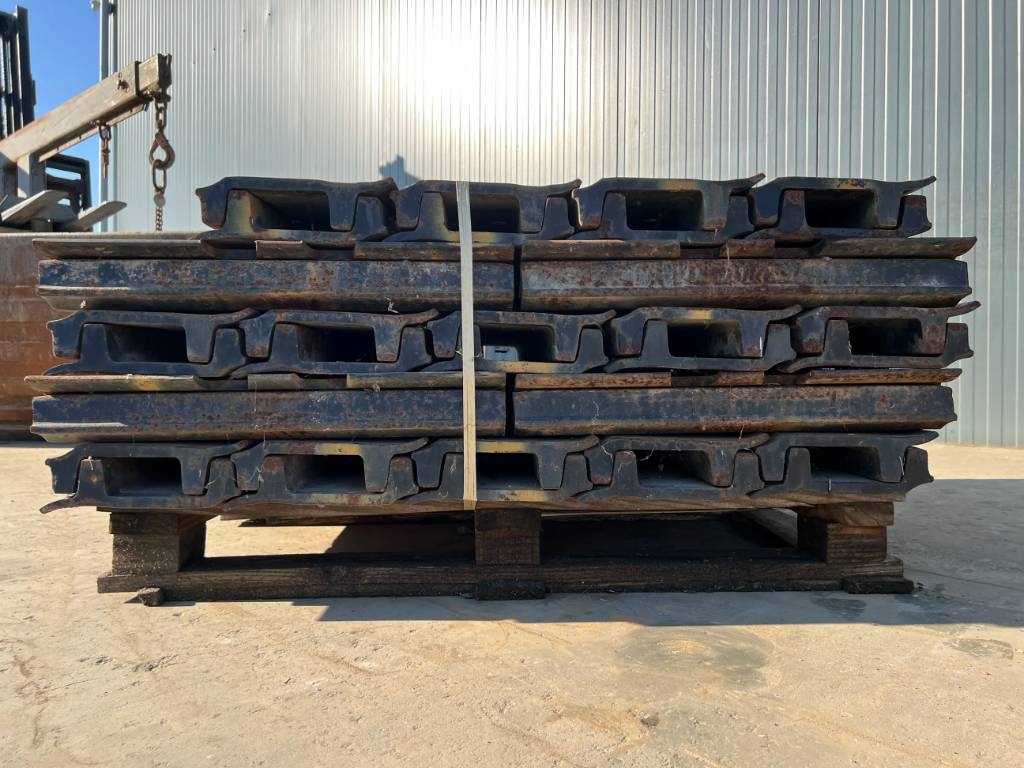 CAT 330C / 330D / 336D / 336E / 336F Shoes 2025 906970 330C / 330D / 336D / 336E / 336F Shoes 2025 0 image 4