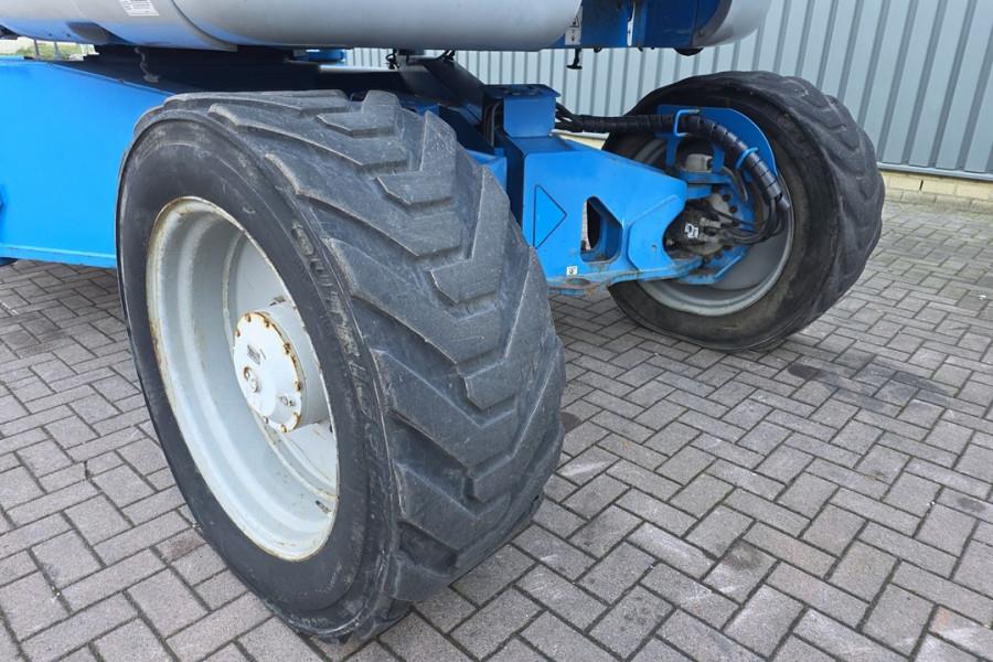 Genie ZX135/70 Diesel, 4x4x4 Drive, 43m Lifting Height, 2013 GENIE - ZX135/70 - 90352 ZX135/70 Diesel, 4x4x4 Drive, 43m Li...