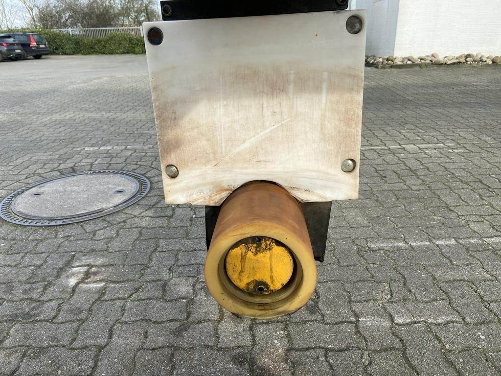 Seith Pipehandling Reachstacker 15036 2009 DIV1316a Seith Pipehandling Reachstacker 15036 2009 1 image 8