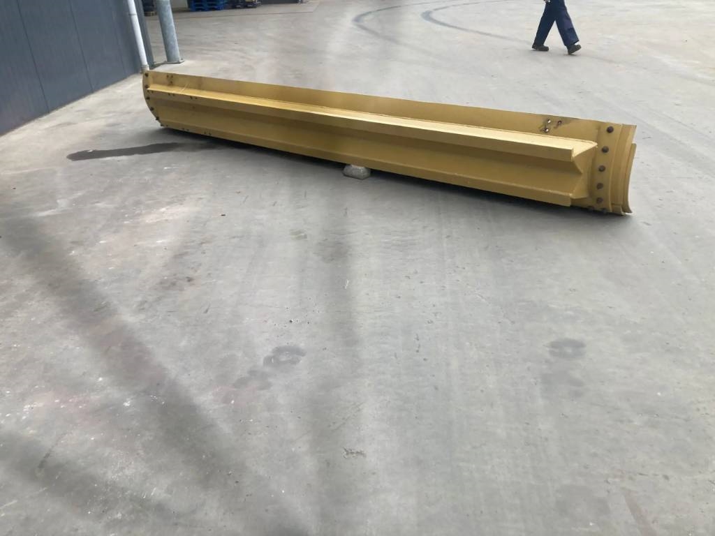 CAT 12M Moldboard 2025 907886 12M Moldboard 2025 0 image 2