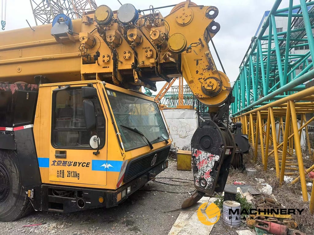 Liebherr Used Crane 200 Tons hot sale Liebherr 200 2019 1 Crawler Cranes image 2