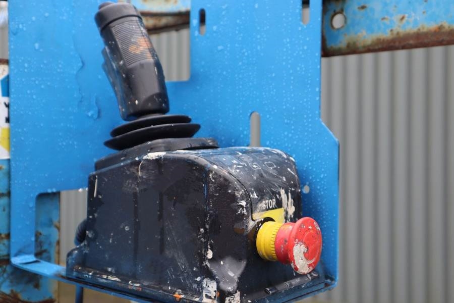 Genie GS2632 Electric, Working Height 10m, 227kg Capacit 2007 GENIE - GS2632 - 62707 GS2632 Electric, Working Height 10m, ...