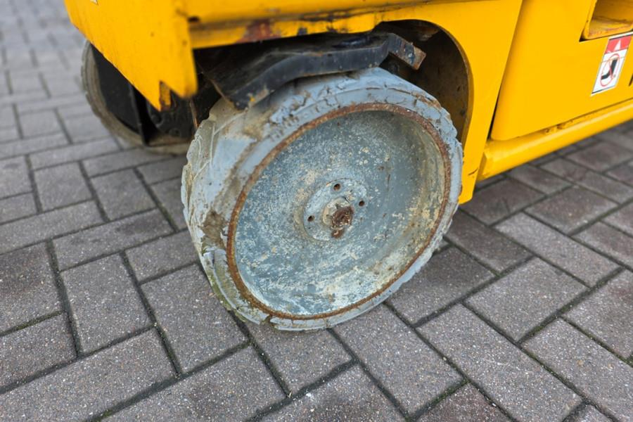 Haulotte Compact 8 As-Is, Electric, 8.2m Working Height, 35 2011 HAULOTTE - Compact 8 - 61870 Compact 8 As-Is, Electric, 8...
