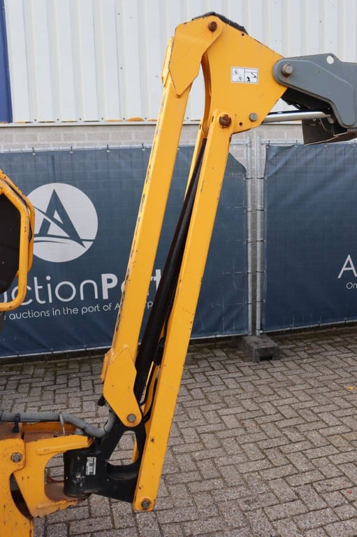 Articulating boom lift HA16 RTJ PRO Diesel 2016 2016 HA16 RTJ PRO 2016 1 image 14