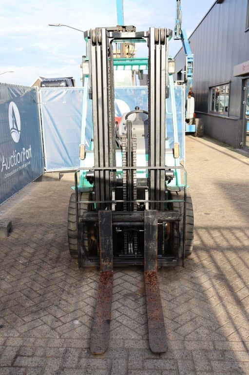 Forklift Mitsubishi FG35N LPG 3500kg 2010 2010 FG35N 2010 1 Forklift image 8