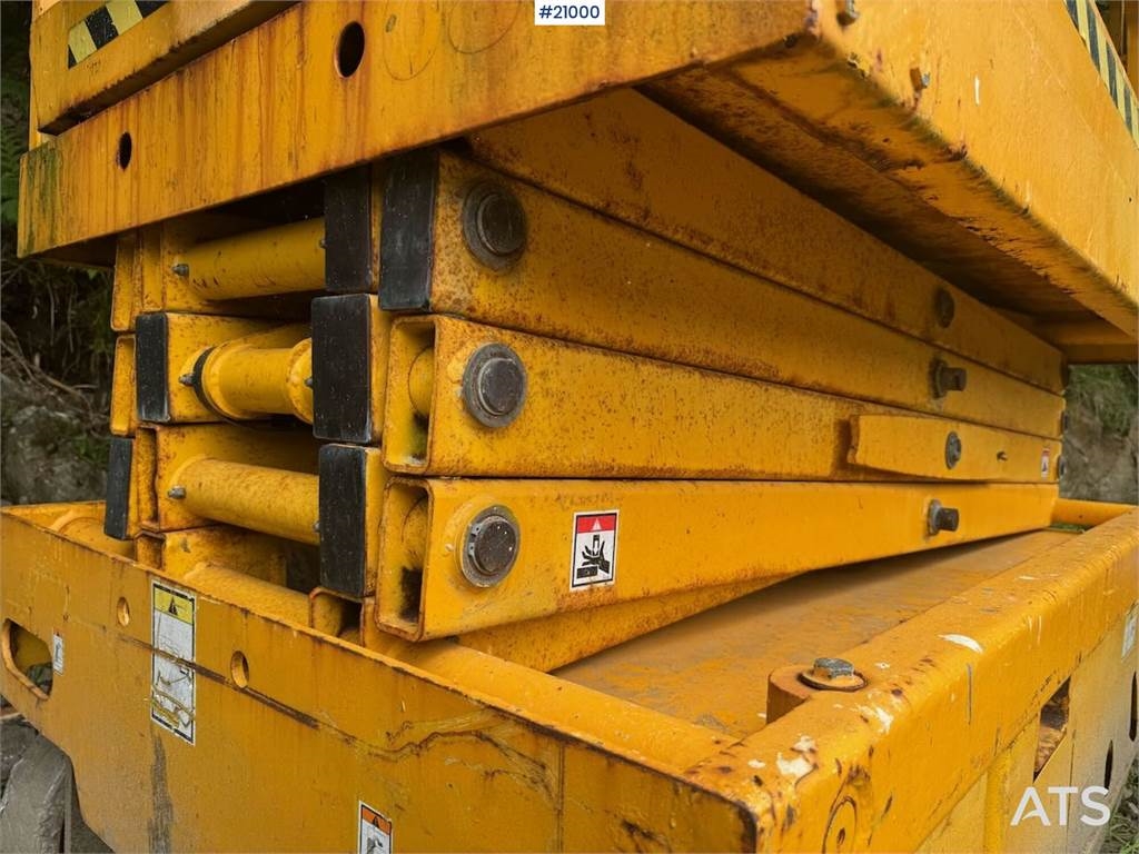 Hauolette Compact 10N 0864 21000 Hauolette Compact 10N 0864 1 Scissor Lifts image 9