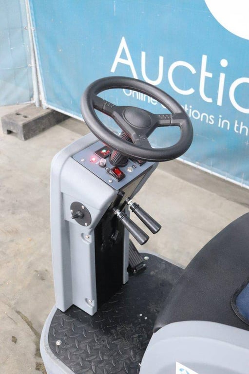 Scrubber X-tra C70S Electric 2024 New 2024 X-tra C70S 2024 0 image 12