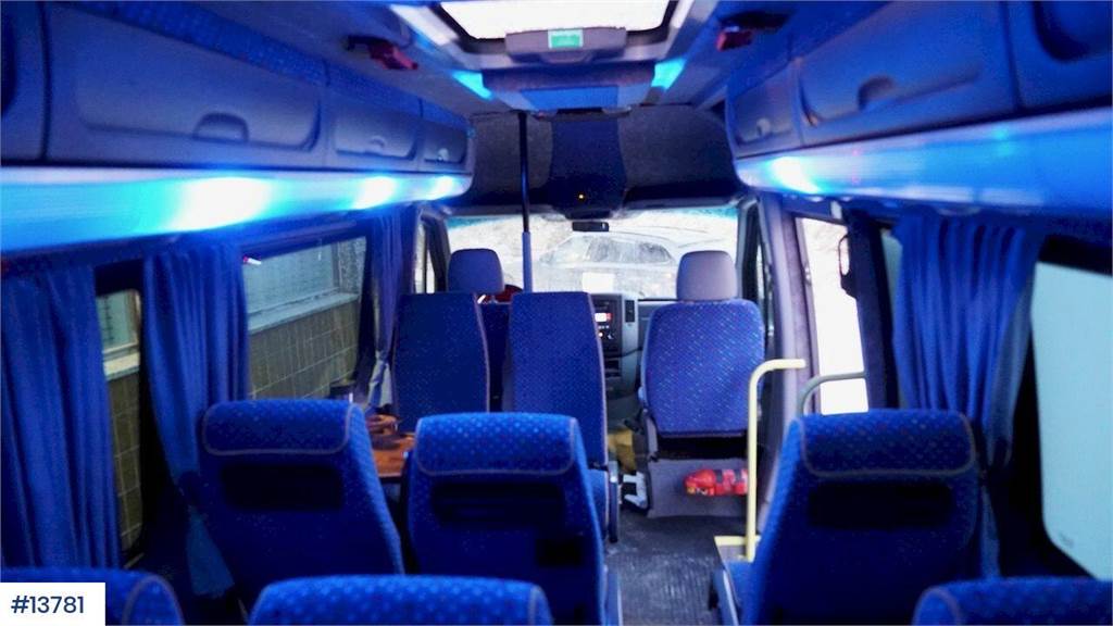 Volkswagen Crafter 17 seater mini bus 2010 13781 Volkswagen Crafter 17 seater mini bus 2010 1 image 15