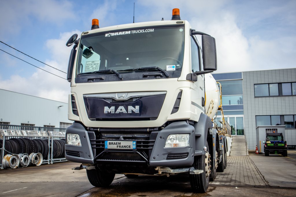 MAN TGS 32.360 BB+E6+MIXER 9M³ 2016 E59804 TGS 32.360 BB+E6+MIXER 9M³ 2016 1 image 5
