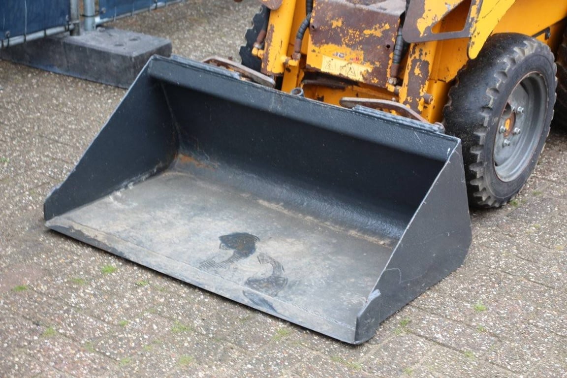 Skid steer loader Gehl Mustang BV SL2012 Diesel 2008 2008 SL2012 2008 1 image 9