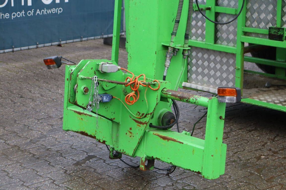 Merlo ROTO 40.25MCSS Diesel 107kW 4500kg 25m 2004 Telehandler 2004 Merlo ROTO 40.25MCSS 2004 1 image 9