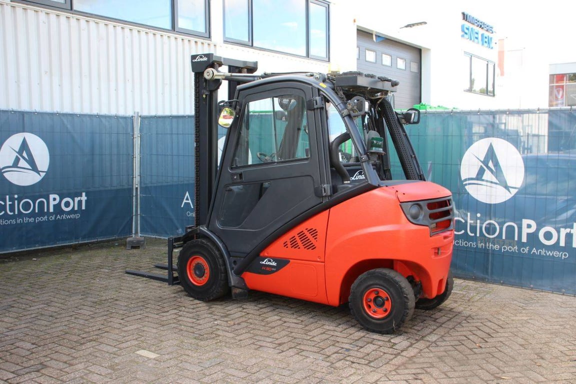 Heftruck Linde H30D-02 Diesel 3000kg 3.65m 2015 2015 H30D-02 2015 1 Forklift image 3