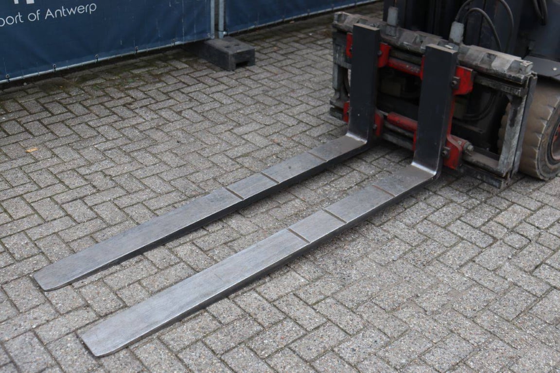 Forklift Linde E30HL-01/600 Electric 3000kg 2015 2015 E30HL-01/600 2015 1 Forklift image 10
