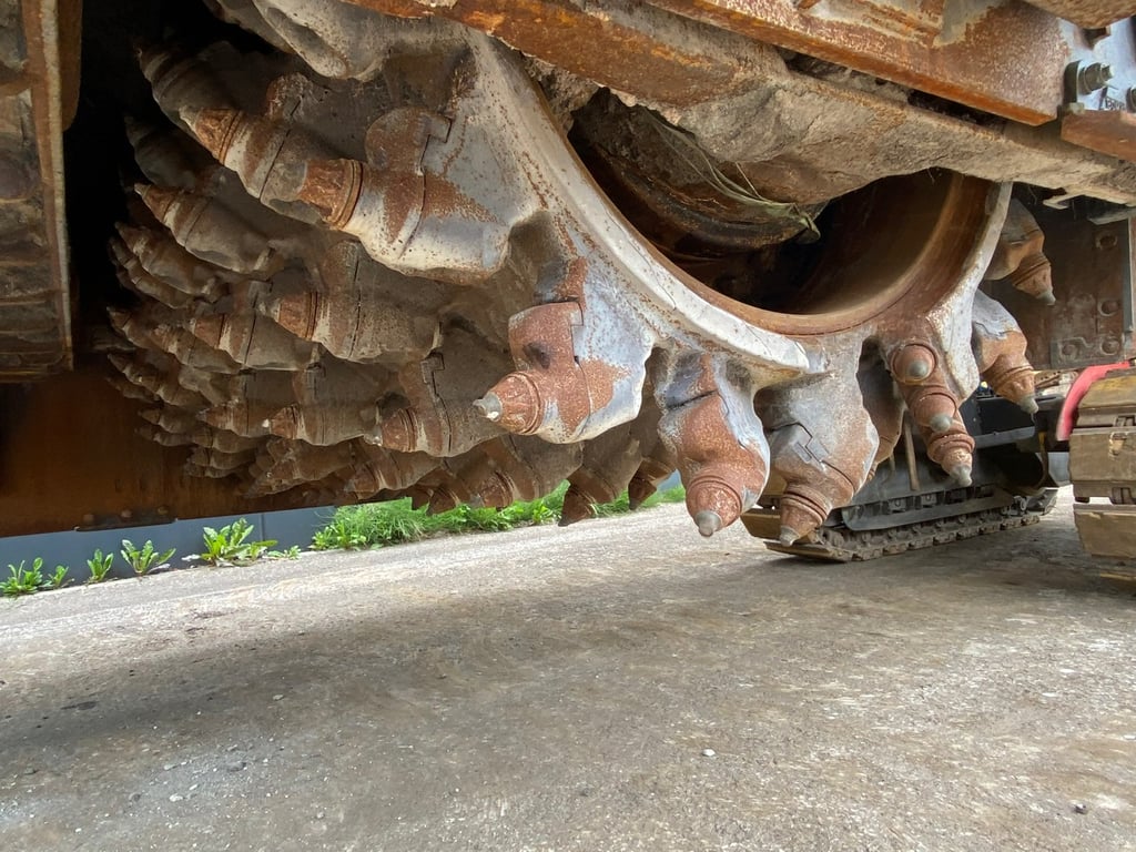 Bomag BM2000/75 Cold Planer 2017 70001142 BM2000/75 Cold Planer 2017 1 image 13