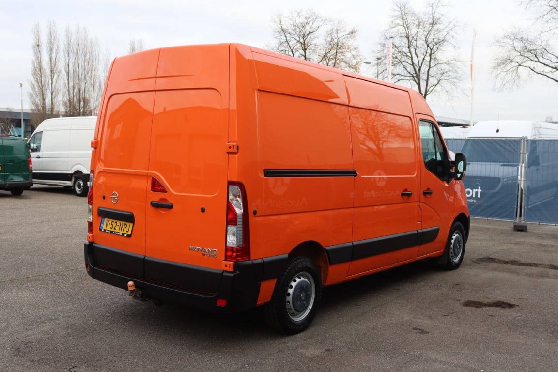 Opel Movao Diesel 2016 Van 2016 Opel Movano 2016 1 image 6