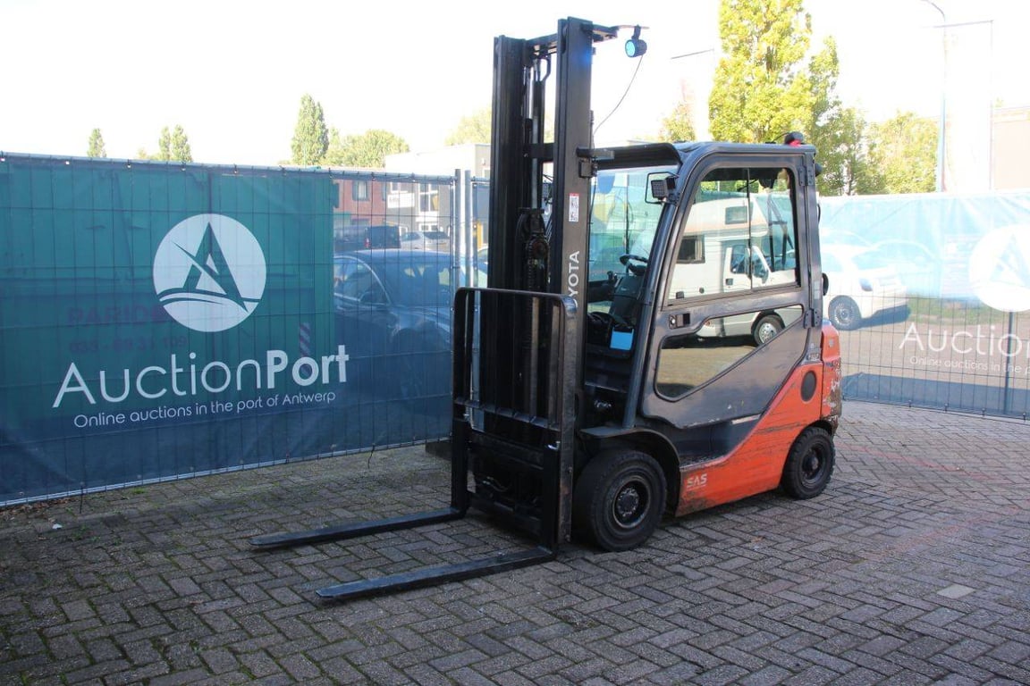Forklift Toyota 02-8FGF18 LPG 1750kg 4.0m 2019 2019 02-8FGF18 2019 1 Forklift image 8