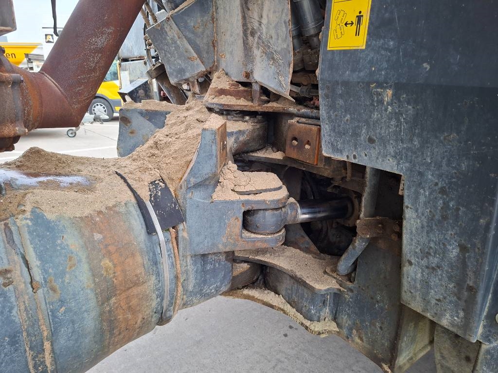 Komatsu HM 300-3 2015 ATR-0677 HM 300-3 2015 1 image 15