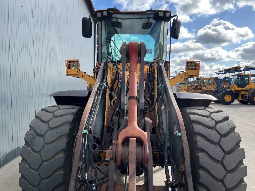 Volvo L90F 2011 208583 L90F 2011 1 Wheel Loaders image 13