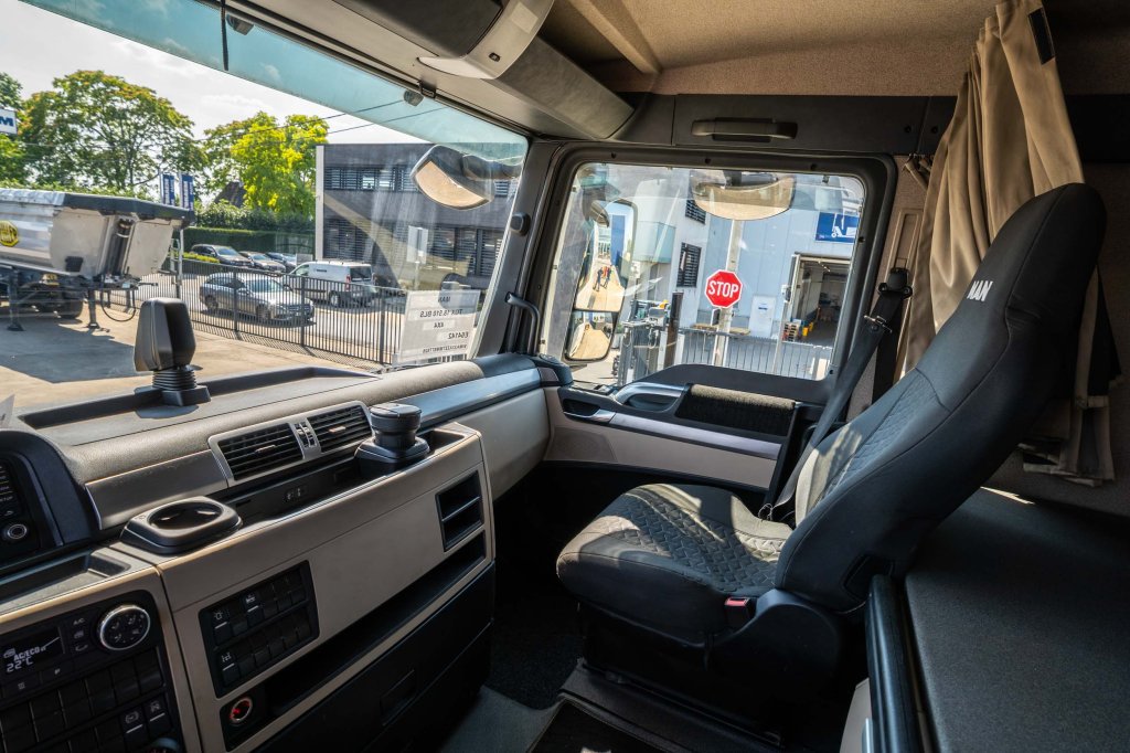 MAN TGX 18.510 BLS 4X4H+Kiphydr. 2021 E64142 TGX 18.510 BLS 4X4H+Kiphydr. 2021 1 image 9