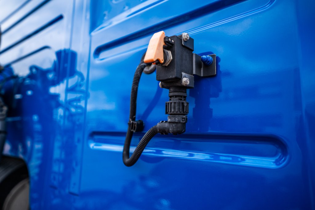 VOLVO FM 420 + KIPHYDR. 2018 E64736 FM 420 + KIPHYDR. 2018 1 image 8