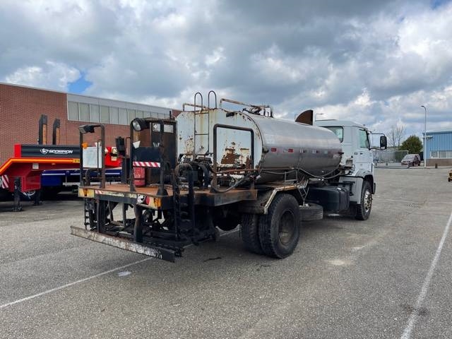 Volkswagen 15-180 2010 3744 Volkswagen 15-180 2010 1 image 5