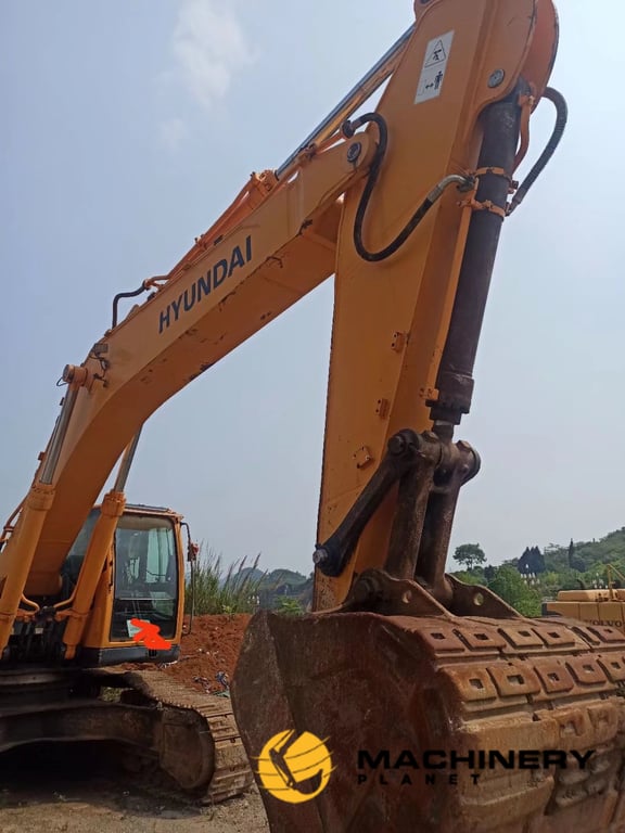 HYUNDAI R385LC-9T Used 33 TONS Crawler Excavator GOOD PRICE R385LC-9T 2018 1 Crawler Excavators image 3