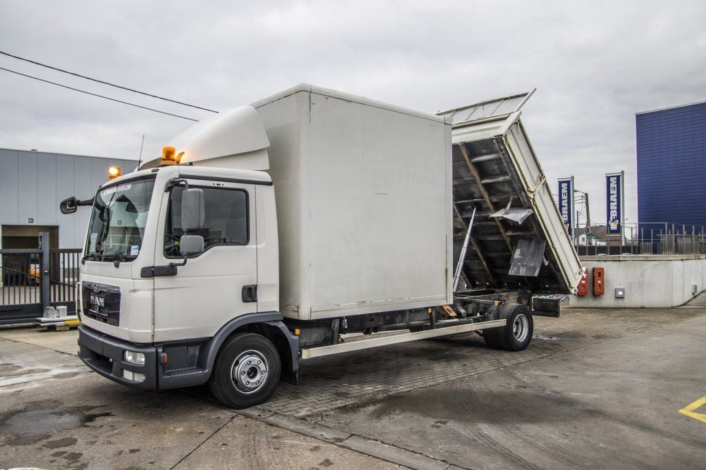 MAN TGL 12.220 BL -E5- KIPPER 2009 E57077 TGL 12.220 BL -E5- KIPPER 2009 1 image 8