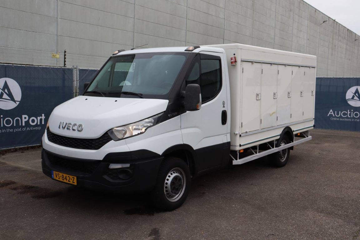 Iveco 35S13 Diesel Box Truck 2016 2016 35S13 2016 1 image 10