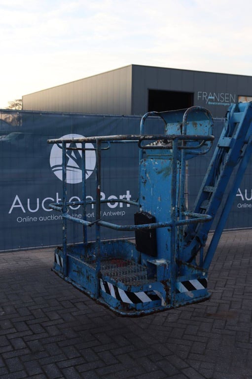Articulating boom lift Genie Z-34/22 Diesel 12m Z-34/22 1 image 11