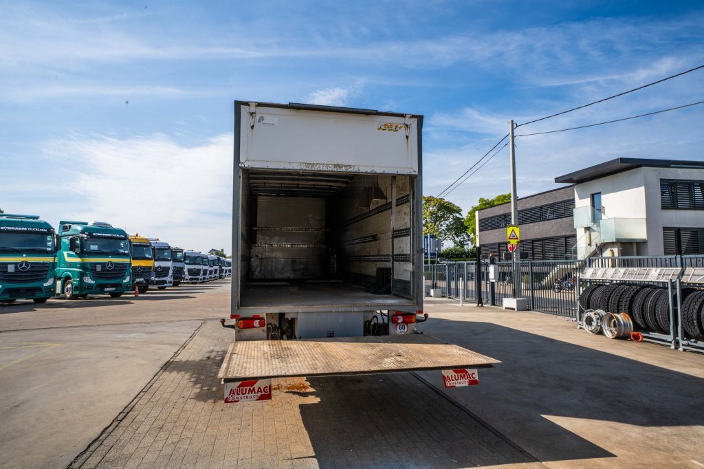 VOLVO FL 240 (18t) + DHOLLANDIA 1.5T 2006 E64313 FL 240 (18t) + DHOLLANDIA 1.5T 2006 1 image 6