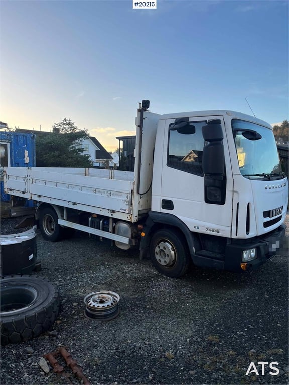 Iveco Eurocargo 4x2 Flatbed 2010 20215 Eurocargo 4x2 Flatbed 2010 1 image 3