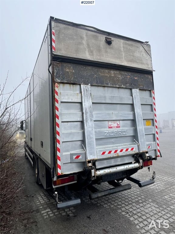 Iveco Stralis 360 4x2 box truck with full side opening. 2015 22007 Stralis 360 4x2 box truck with full side opening. 2015 ...